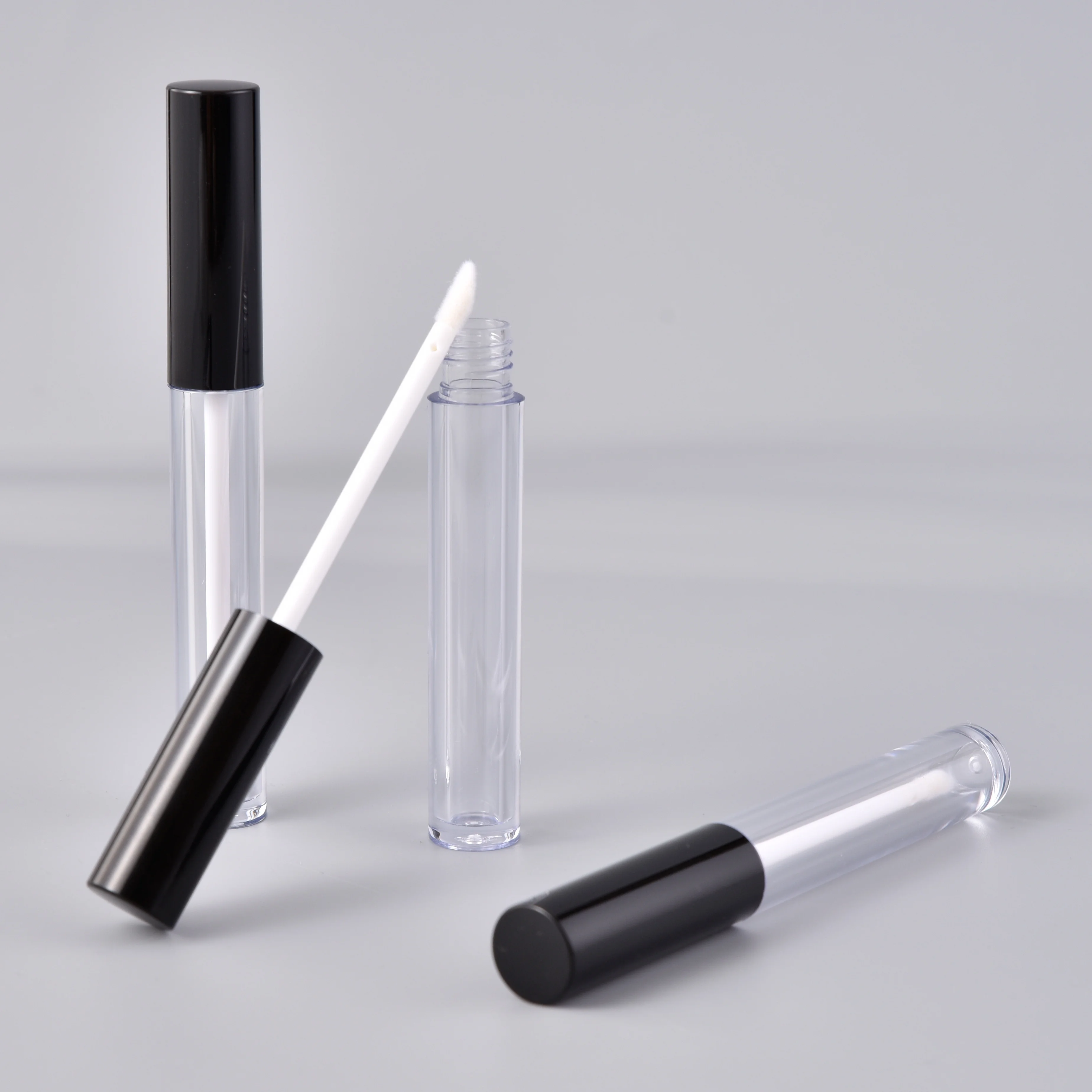 Black Lid 5 ml Frosted Clear Empty Lip Gloss Lipgloss Tubes 5ml Black Round Small With Private Logo