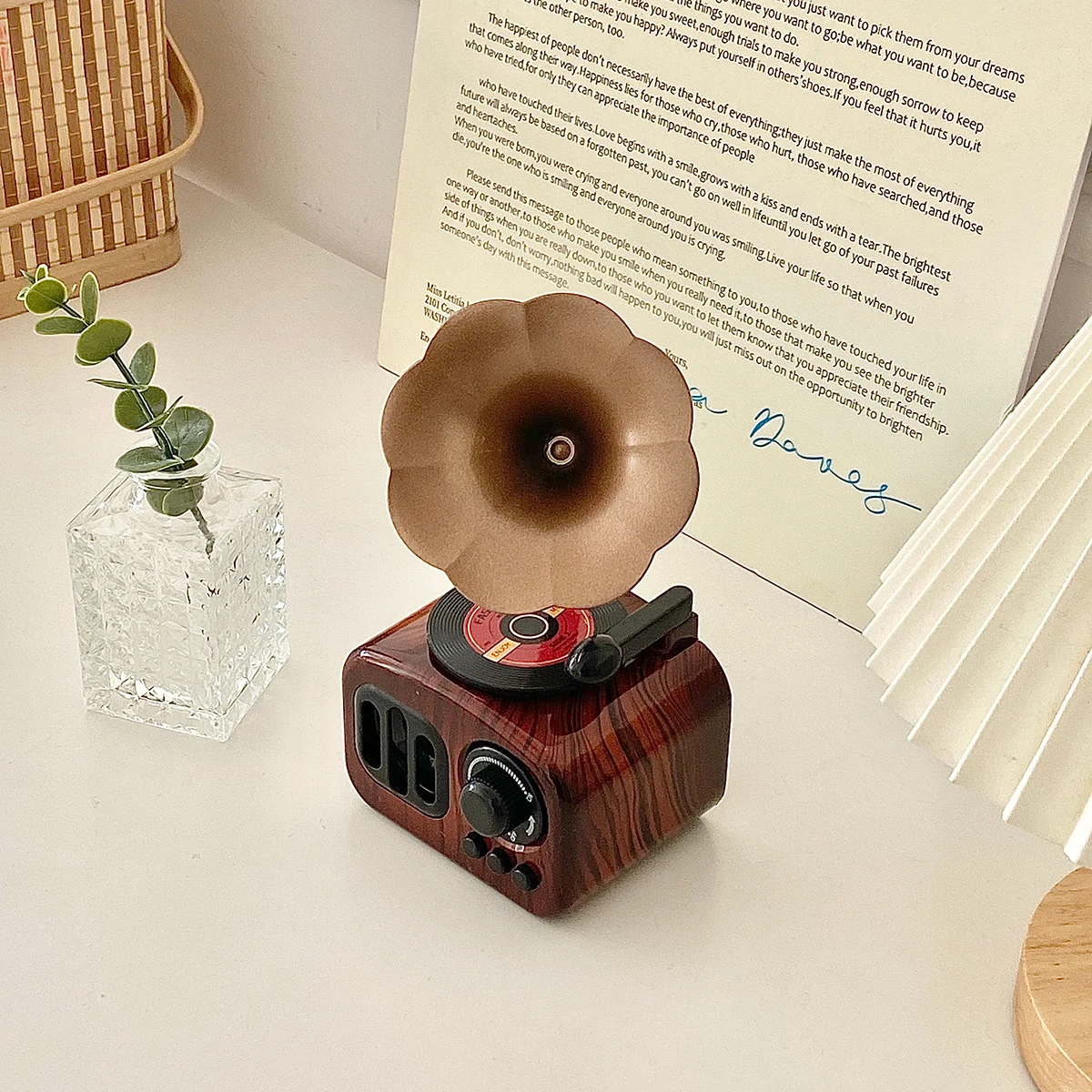 Retro gramophone shape music box bedroom decoration music box decoration girl girlfriend birthday graduation gift