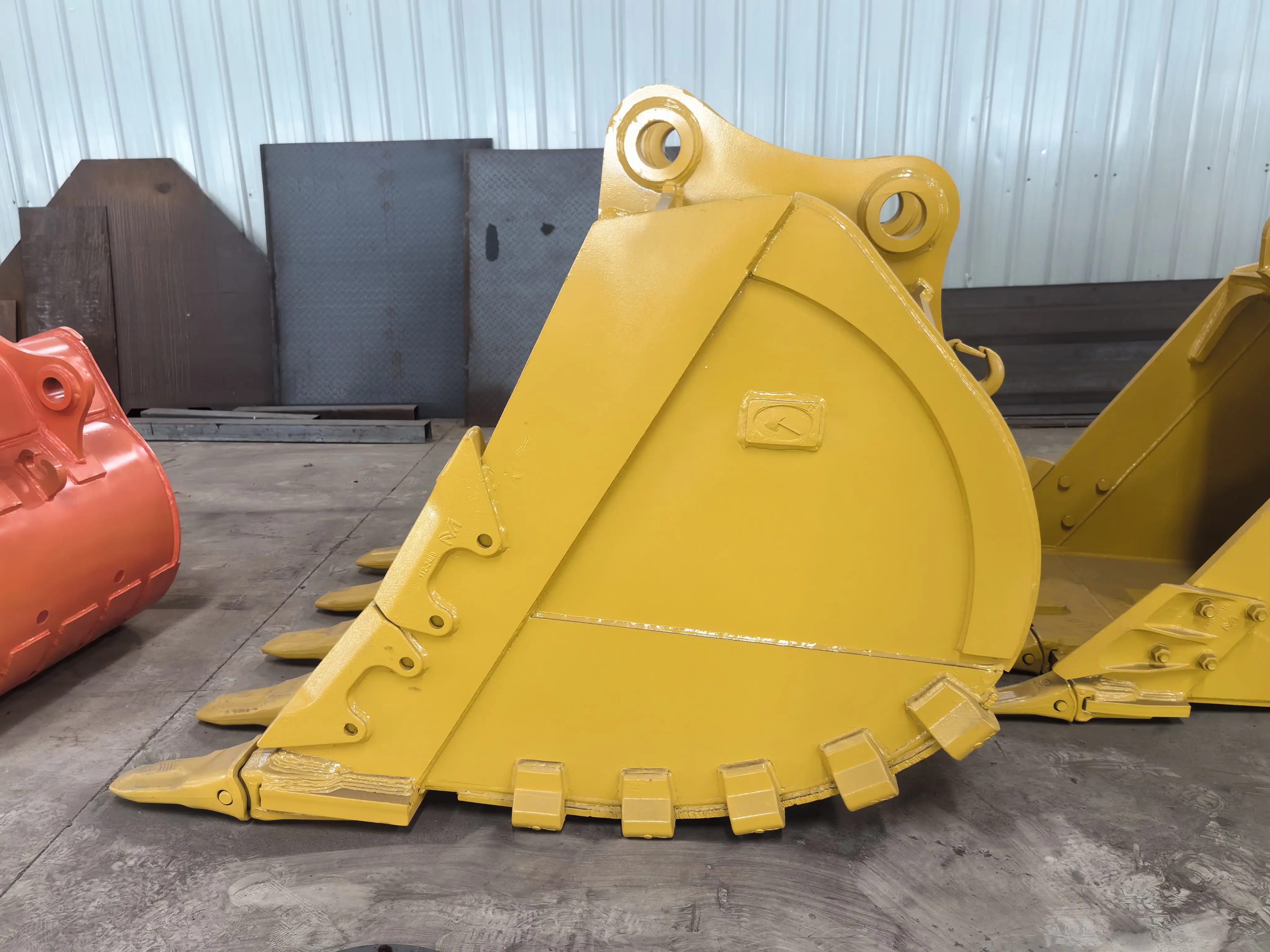 Hot Selling Customized Mini Excavator Accessories Heavy Duty Excavator Bucket For Sale