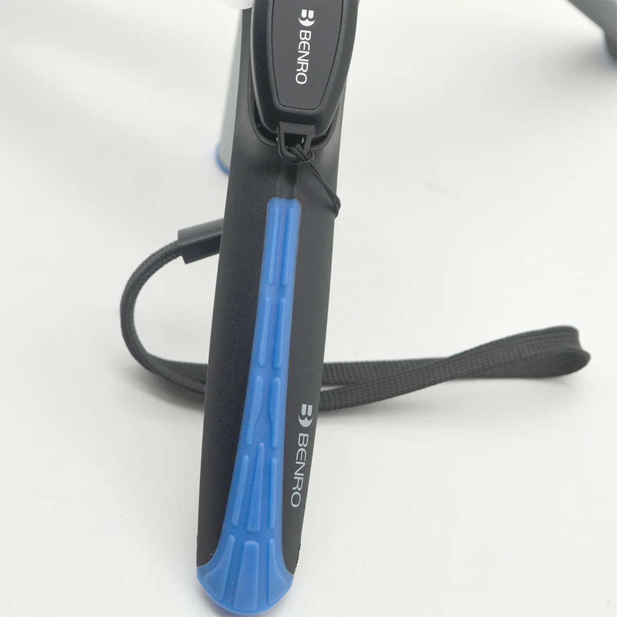 
3 in 1 Benro Mefoto MK10 Selfie Stick Tripod Monopod Tik Tok iPhone for Huawei Samsung Gopro 7 6 5 vs Zhiyun Stabilizer 