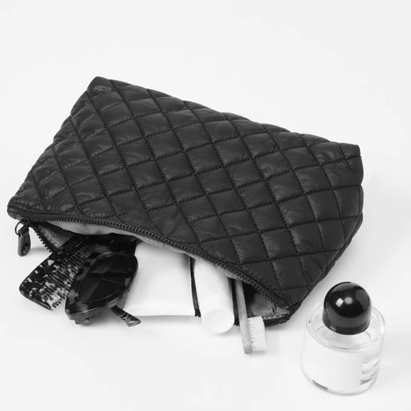 Wholesale Factory Custom Quilting Puffy Pouch Makeup Bags Puffer Padded Bags Retail Travel Cosmetic bags