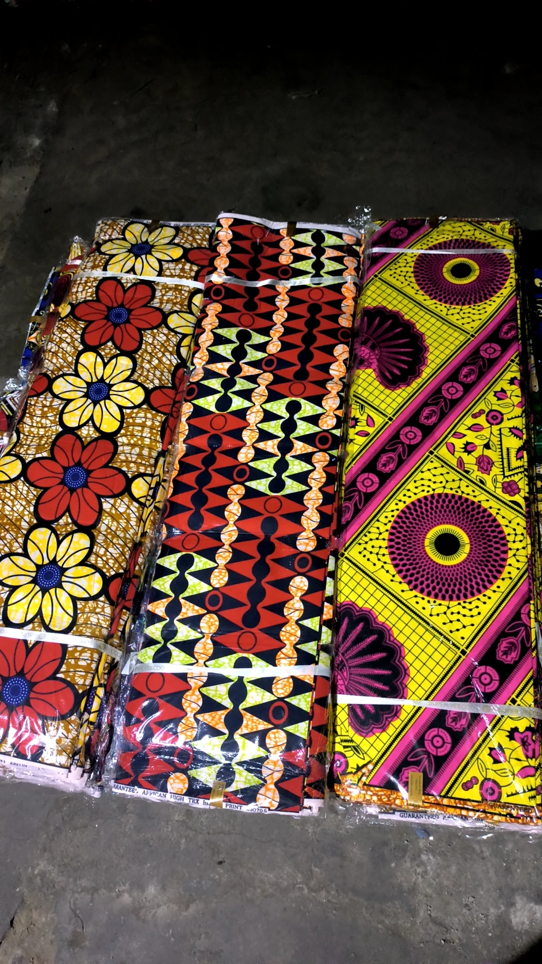 Wholesale High quality Print wax fabric 100% Polyester Wholesale popular cotton wax printed clothing fabric african loincloth