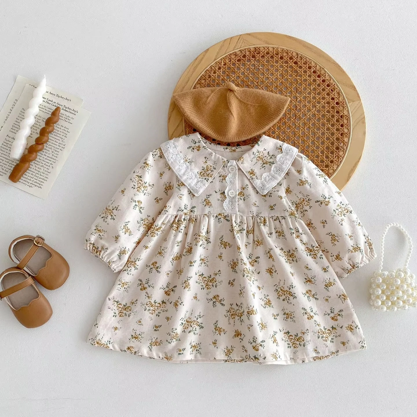 Fashion 2024 Fall Spring Baby Girls Retro Floral Dresses 4 to 5 Years