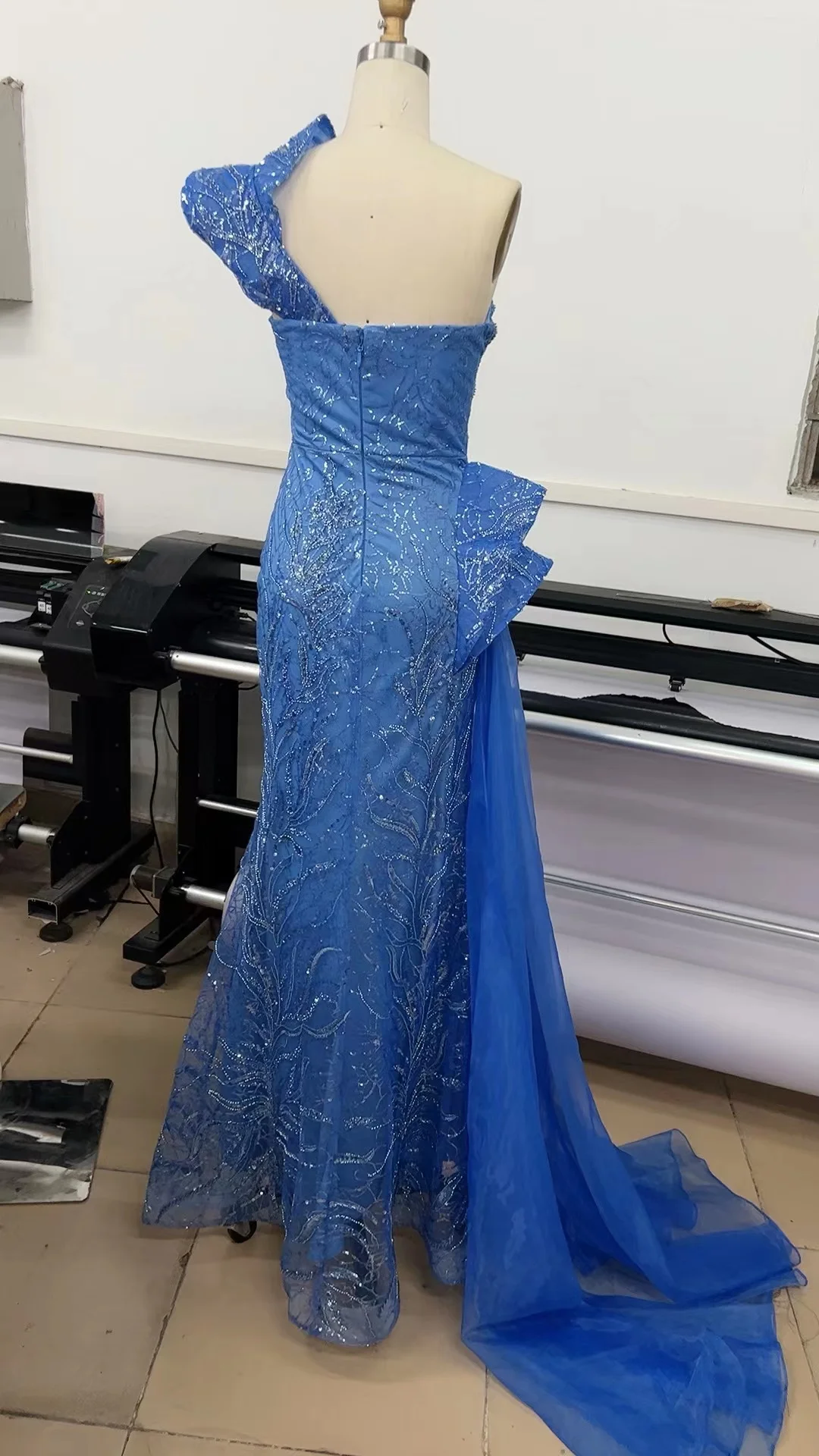 Top Quality Women Celebrity Night Club Party Elegant Long Sequins Runway Evening Dress