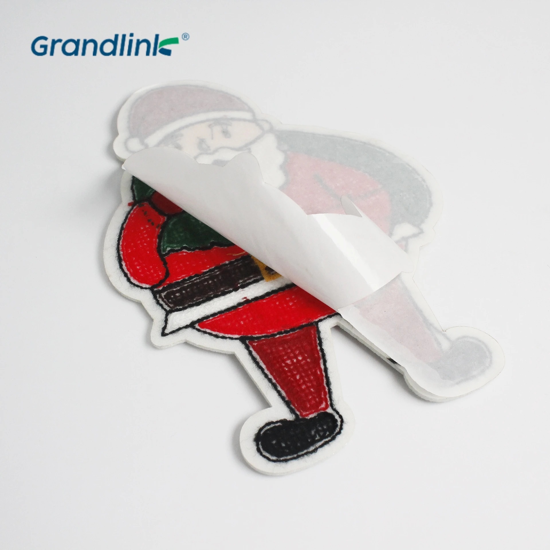 Factory Wholesale christmas santa baby Clothing Towel Embroidery chenille self adhesive Iron On Patches for Clothes bag ornament