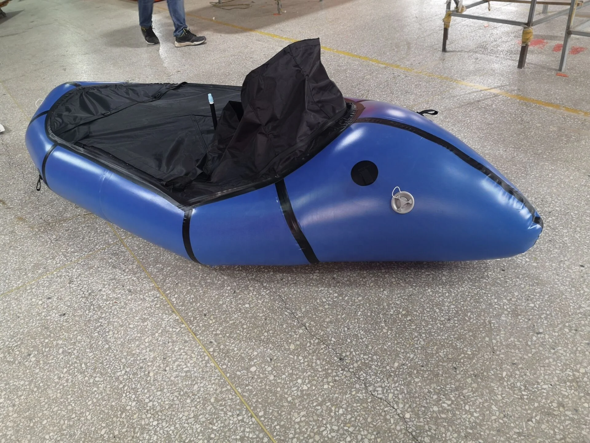 Customized top sale light weight TPU 1-Person inflatable packraft/ bike raft paddle kayak