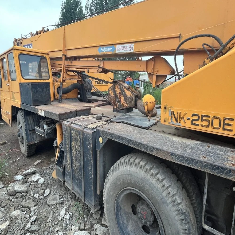 High Quality Used Kato 25Ton Crane Worldwide Sale with Three-Year Warranty Including Core Components Engine Motor Pump PLC