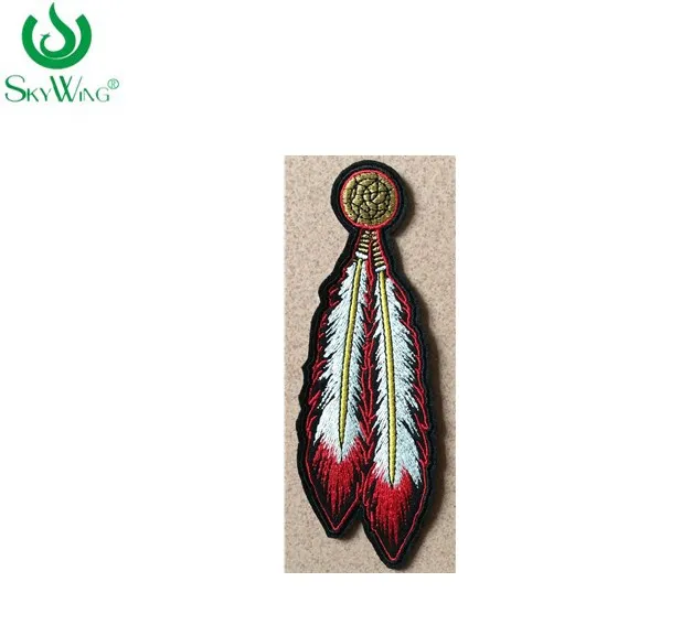 Wholesale 2024 China Manufacture Handmade Feather Embroidered Patch for Clothing Plastic Ironing Technics Sequins Decoration