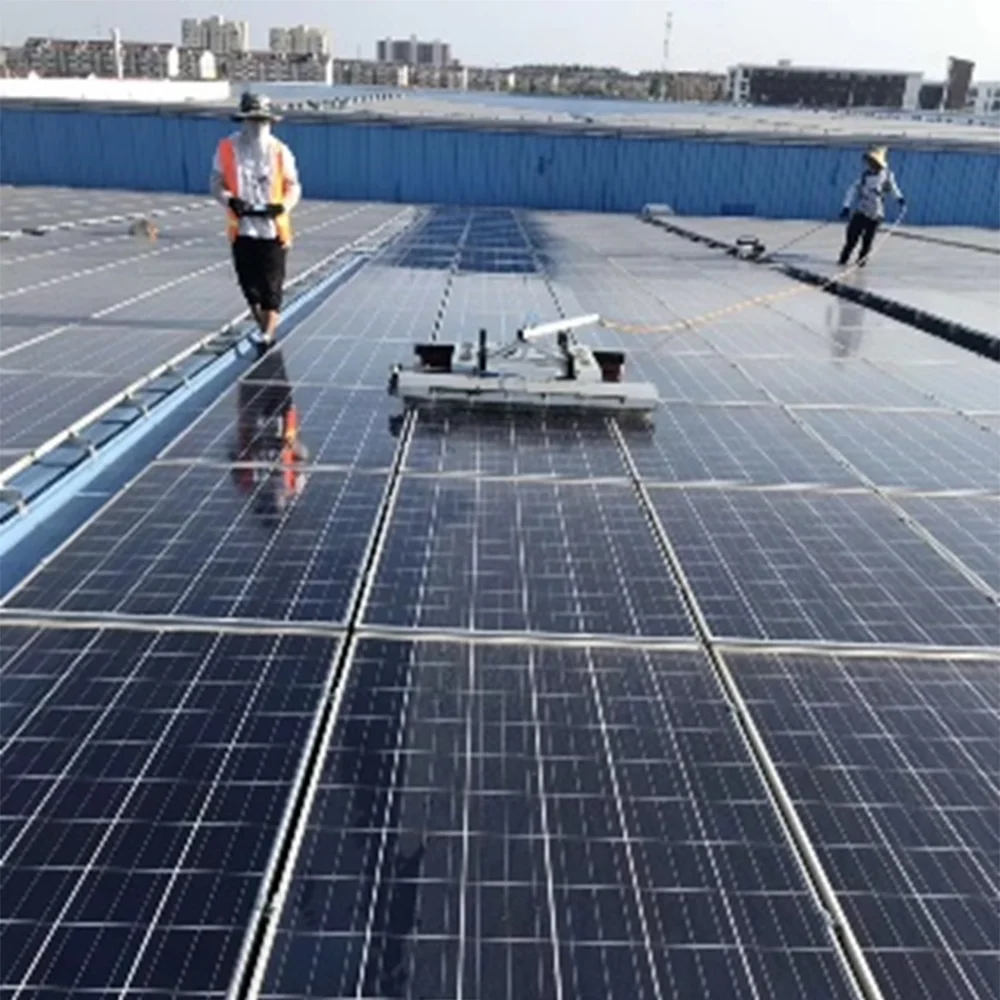 Solar Farm Use High Efficiency Photovoltaic Cleaning Robot Equipment For Solar Panels