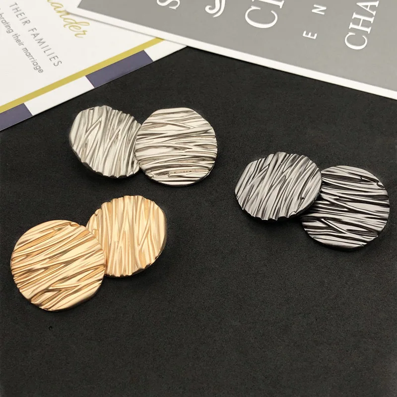shank button (350)