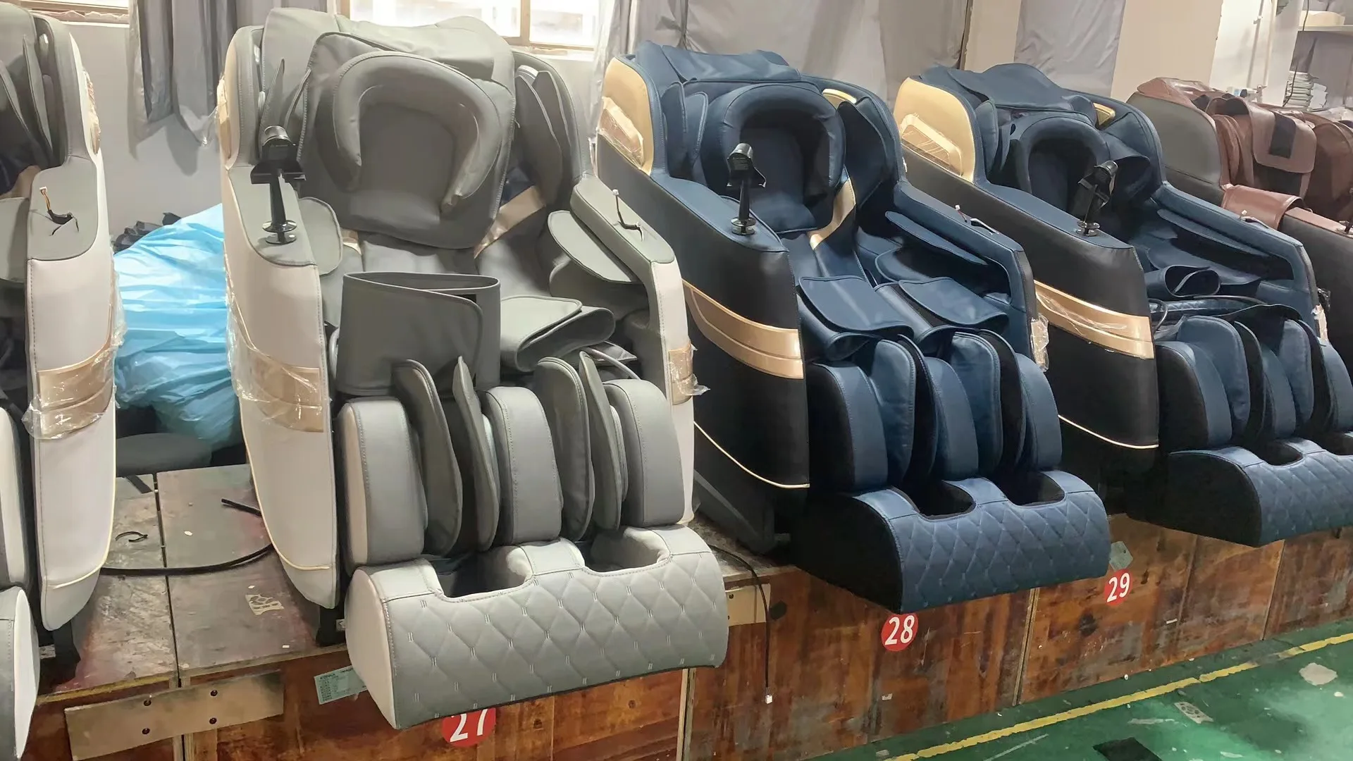 VCT-502F 2024 Fixed Point Luxury Rolling Cheap Price Zero Gravity Massage Chair Malaysia Full Body White Massage Chair