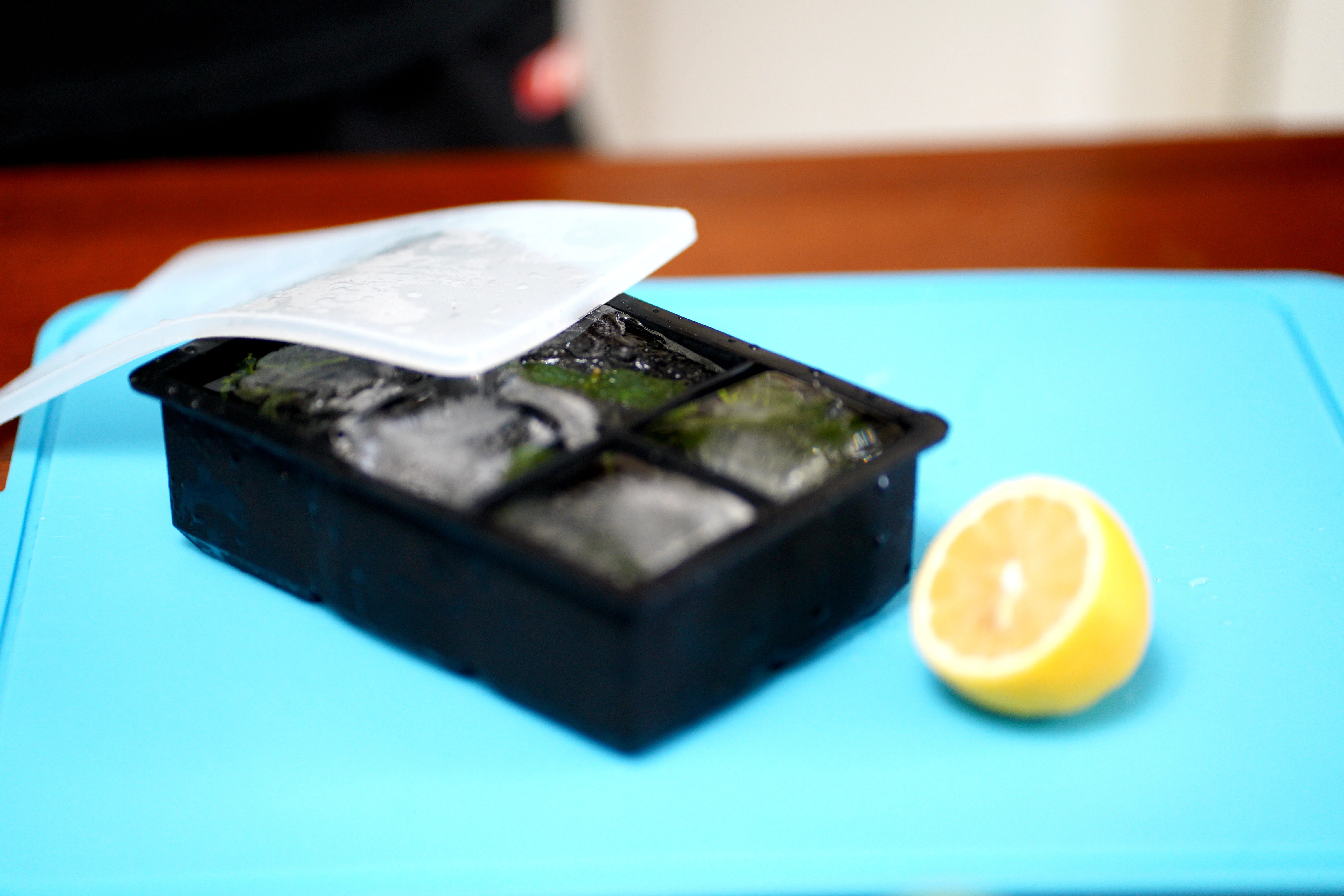 6Holes Ice Maker  Reusable Food Grade BPA Free Silicone Ice Cube Tray