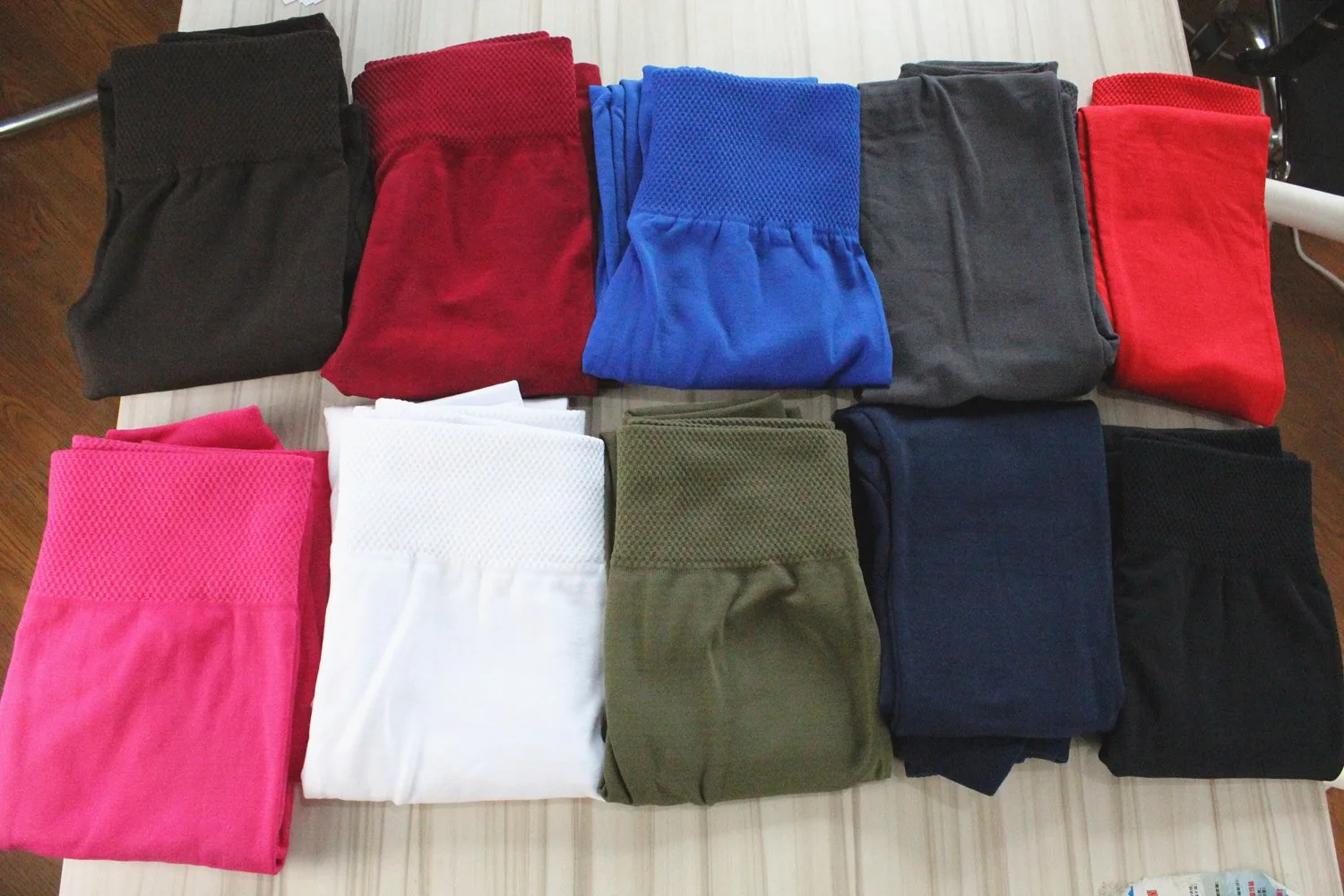 
High Waist Seamless Yoga Pants Wholesale Custom Printed Women Winter Warm Sports Fitness Tights Leggings 