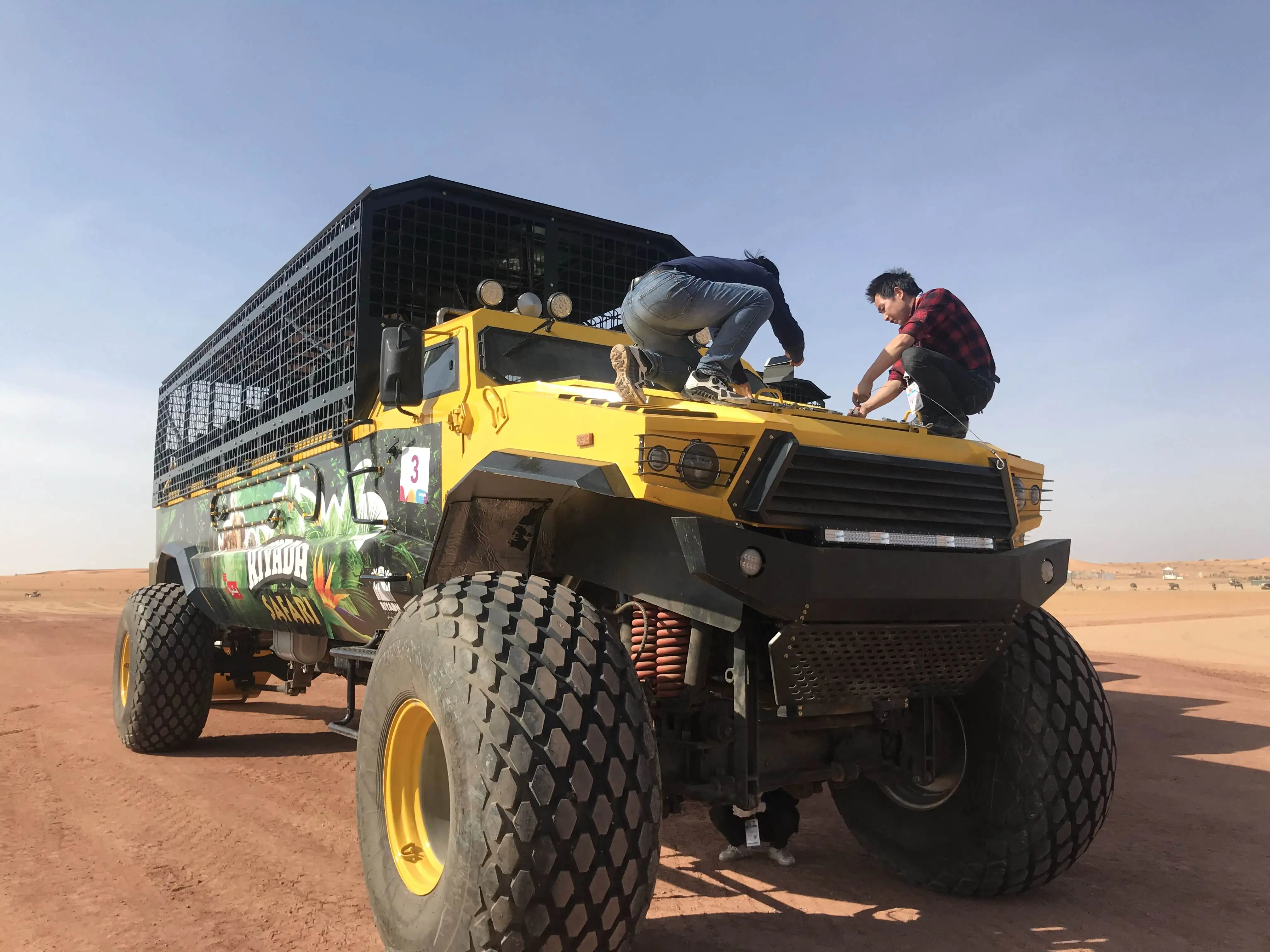 Safari Vehicle Truck
