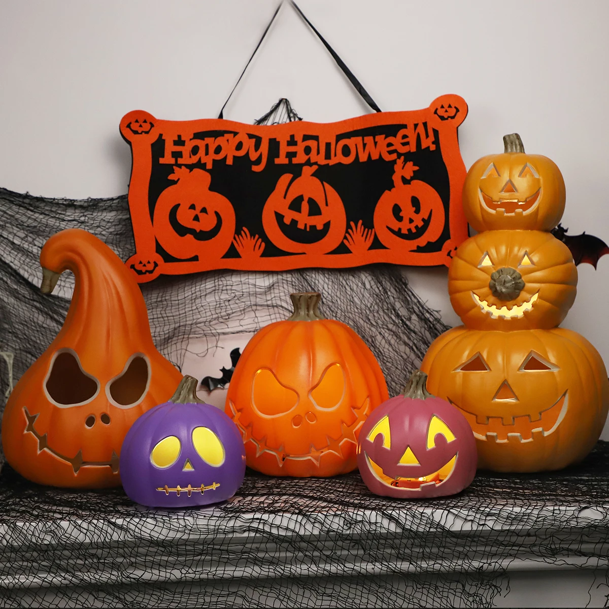 Controlled LED Light Halloween Pumpkin Lamp Plastic Jack-o-lantern with Variety of Expressions