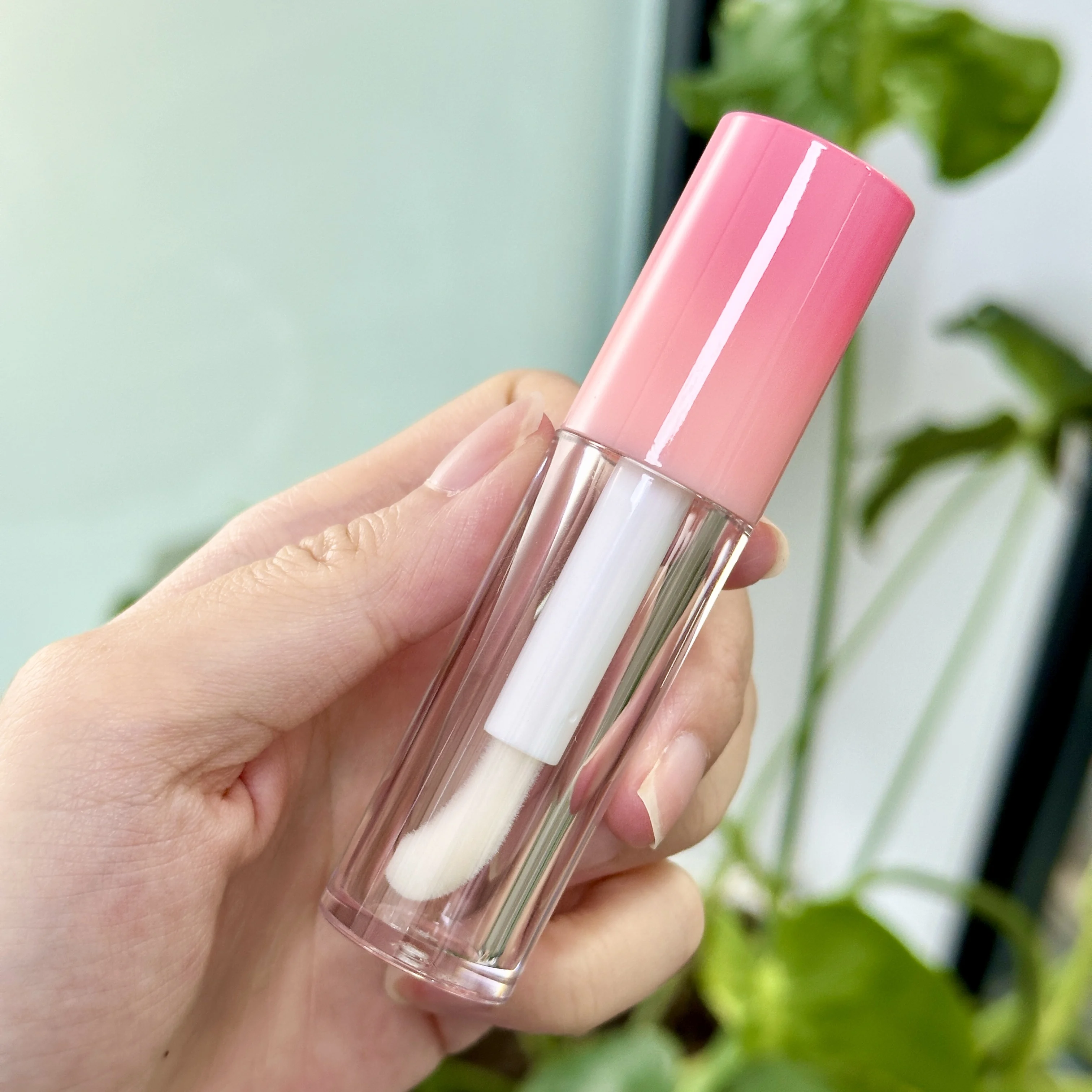Empty 6ml Big Brush Doe Foot Lip Gloss Tube Container Stock Sale Pink Cosmetic Packaging Plastic Lip Gloss  lip oil tubes