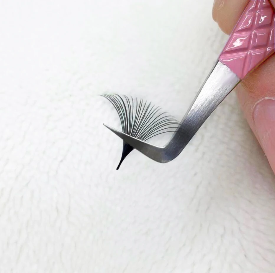 Wholesale self fanning dark black easy fan lash trays customize rapid blooming russian easy fan cashmere lash extension trays