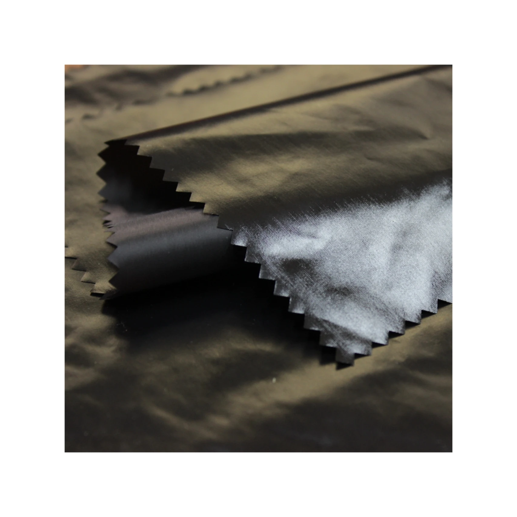 100 nylon breathable classy recycled down hooded puffer jacket fabric