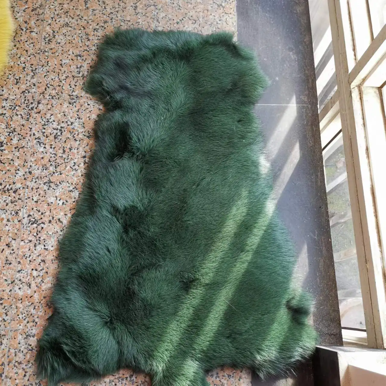 Wholesale real fox animal fur natural white fox fur skin pelts
