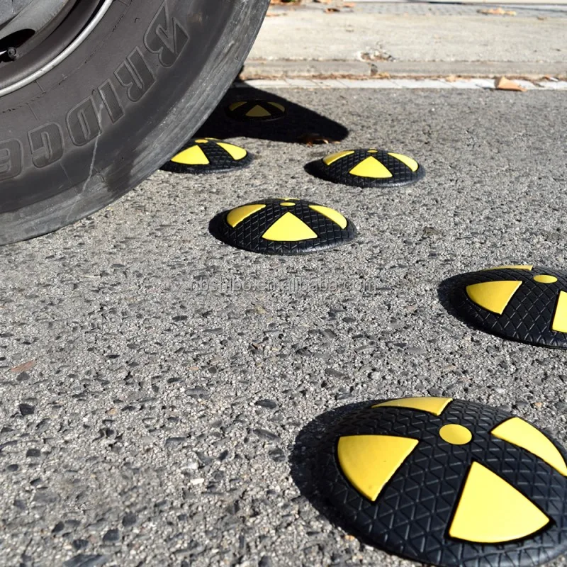 Heavy Duty Circular Speed Reducer Belt Reflective Flexible Temporary Rail Spacer Pin Roads Buoys Safety Warning Barrier