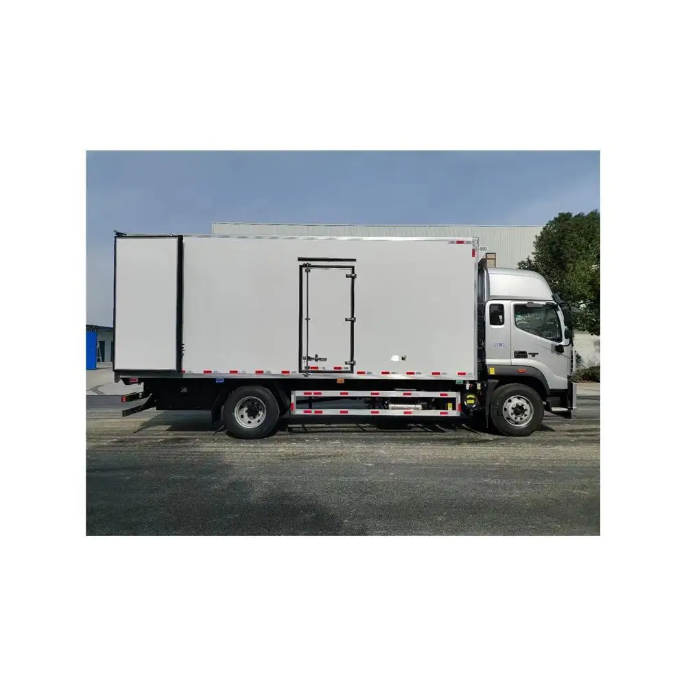 Great Price Refrigerated Van Freezer Box Truck Mini Refrigerated Trucks For Sale