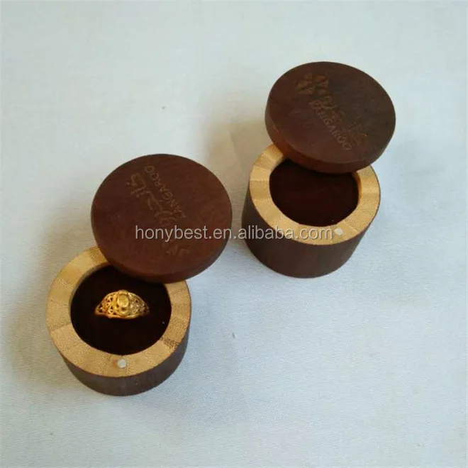 ring gift box with logo