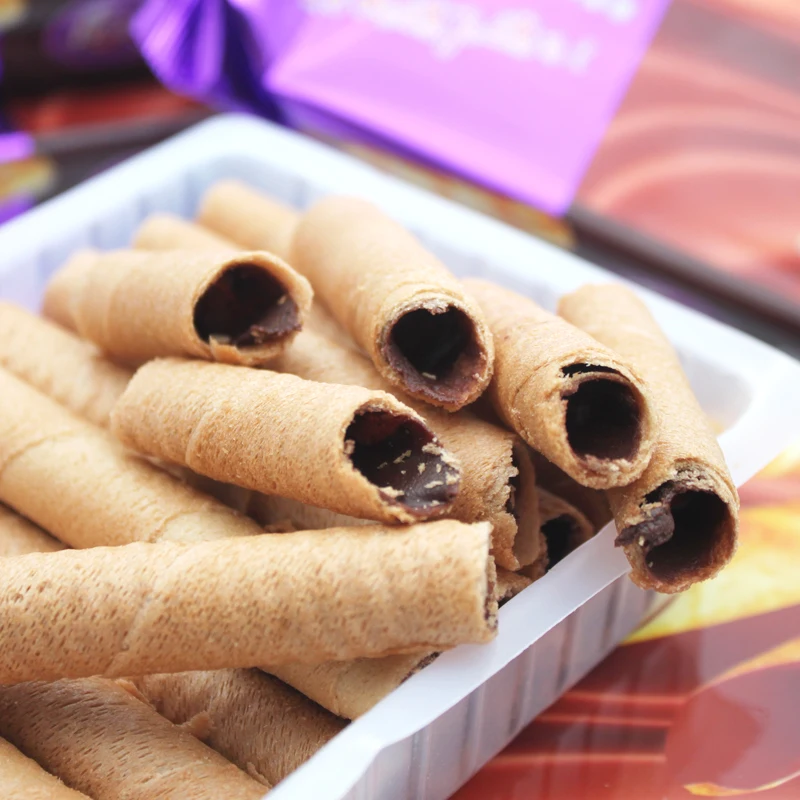 Лучшая цена шоколад маття вкус хрустящие печенья с мягким задником на гибкой 100g вафельные трубочки печенье