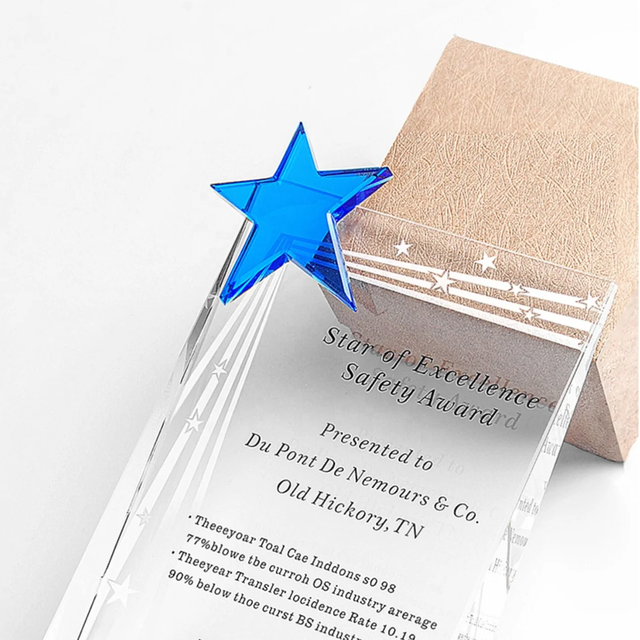 Wholesale Custom K9 Laser Carved Pentagram Glass Trophy Silvery Crystal Star Animal Engraving Cube/Block Business Activity Gift