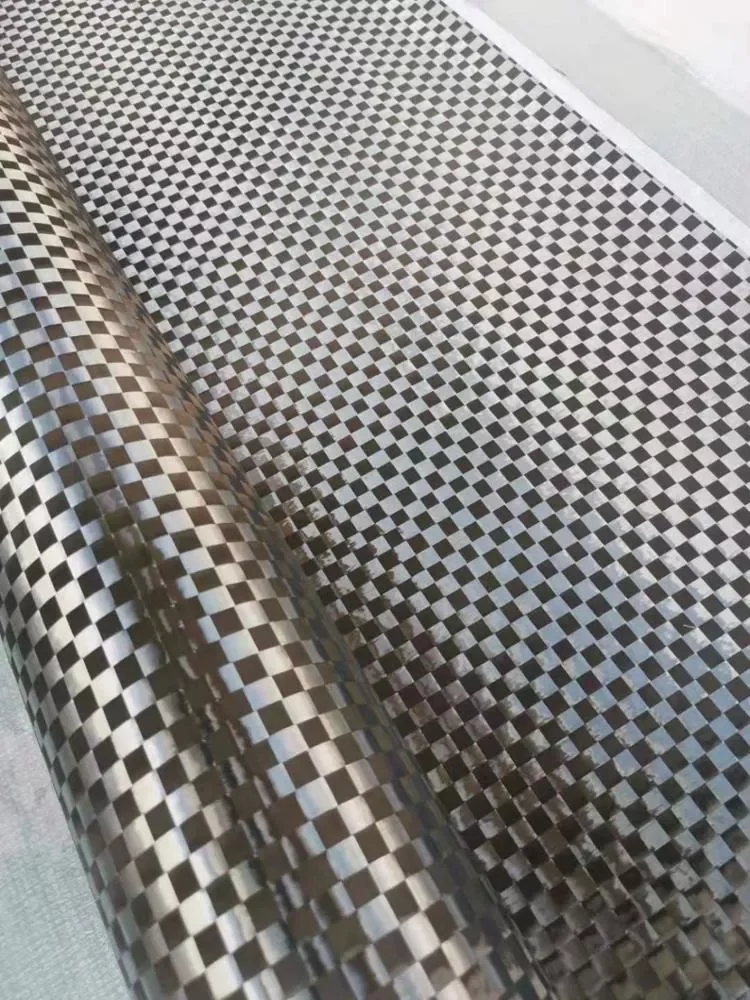 Lightweight 1k 3k 6k 12k 18K 24K Prepreg Carbon Fiber Fabric Woven Technique with Plain Pattern Stripes Style for Boys Blanket