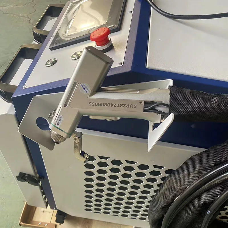 2000W Cleaning laser machine Rust Paint Dirty Removal cleaner  Dirt clean machine Everfoton Raycus Max RECI BWT