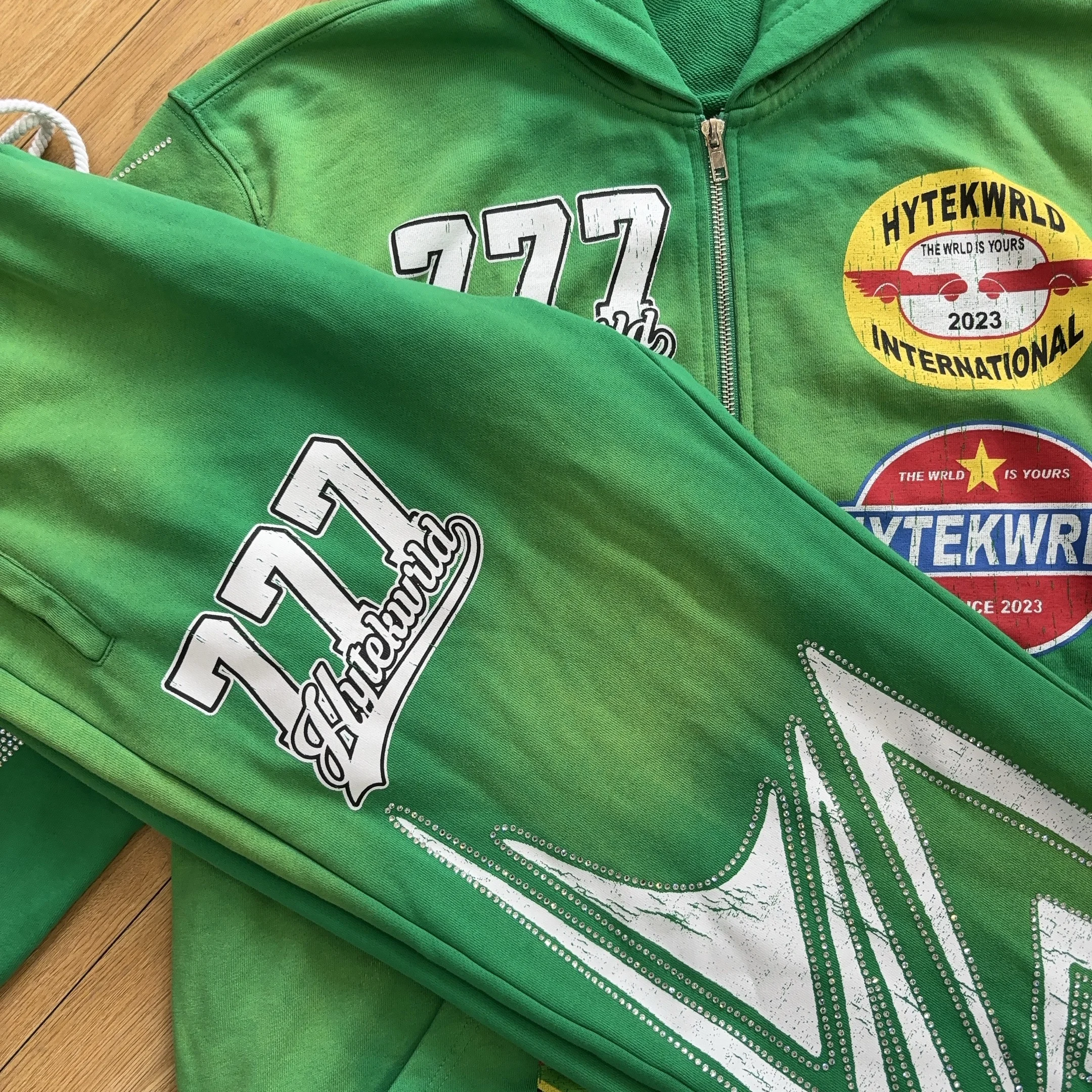 Streetwear Tracksuit Manufacturer French Terry Sweatsuit Custom Sweatpants And Hoodie Set Acid Wash Rhinestone Tracksuit For Men