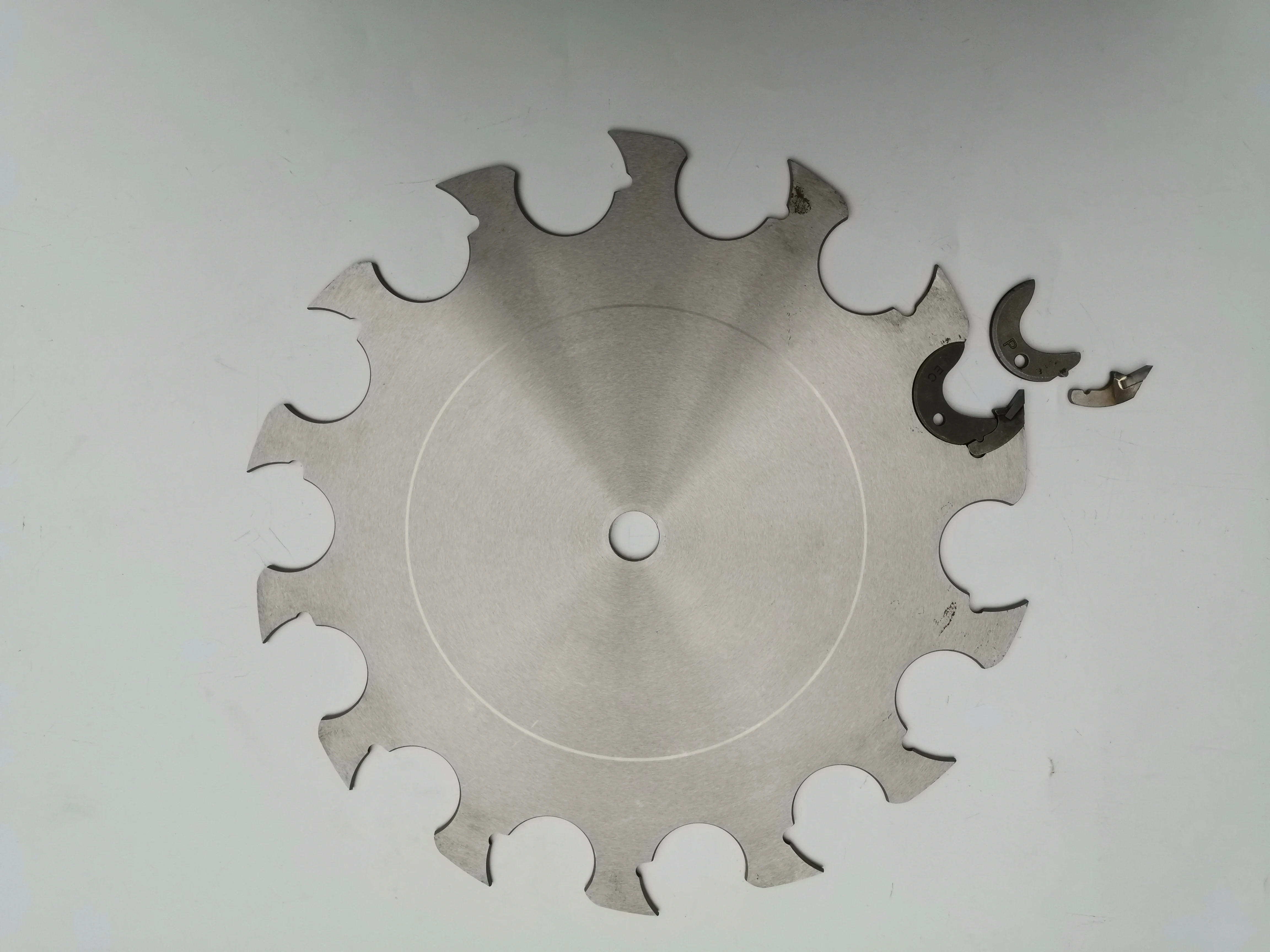 American market 450mm 14T teeth inserted woodworking TCT circular saw blade for log