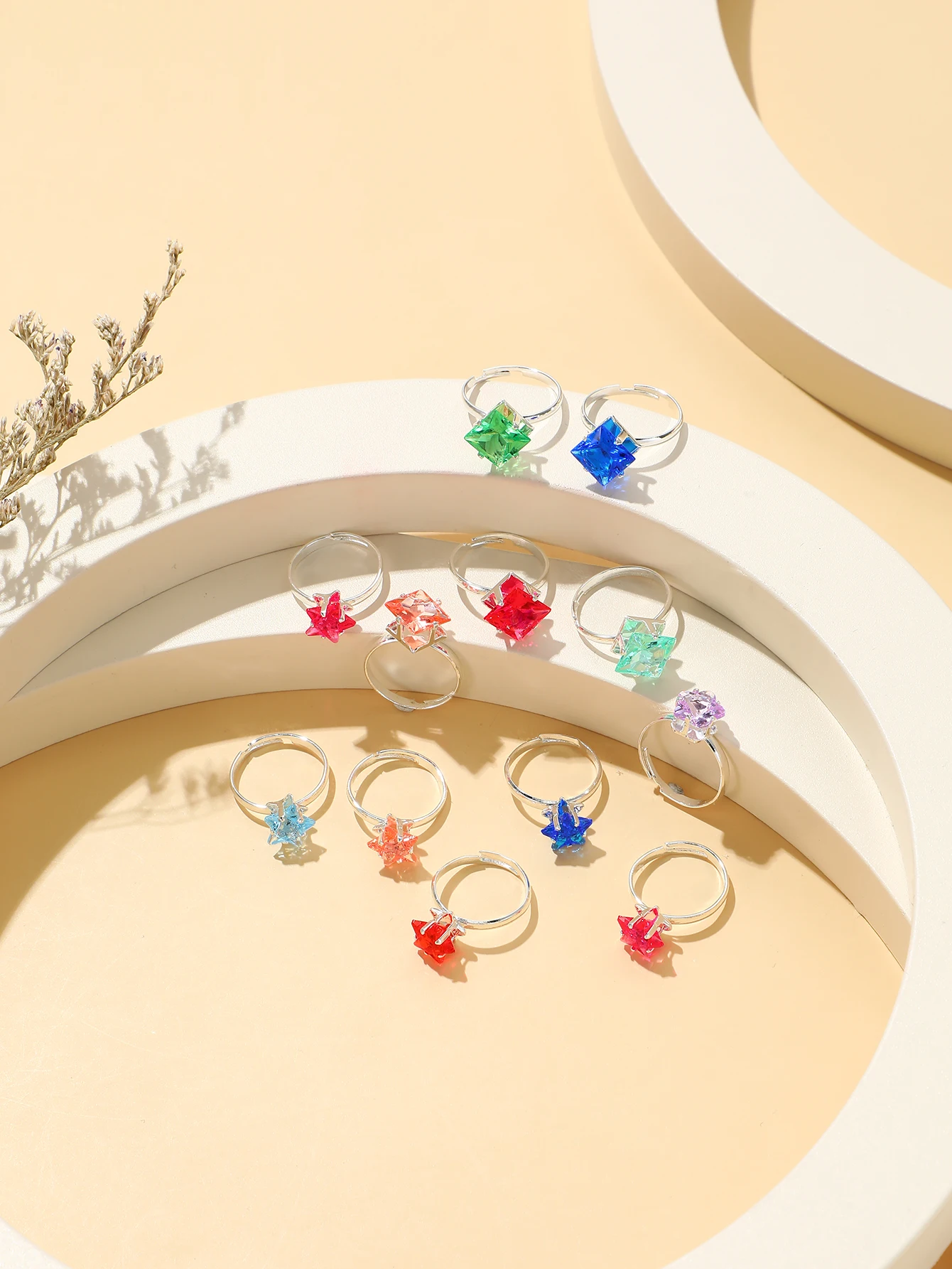 12pcs Little Girl Rhinestone rings Adjustable,Random Color Style Diamond Kids Play Rings in Box,Pretend Play and Dress Up Rings