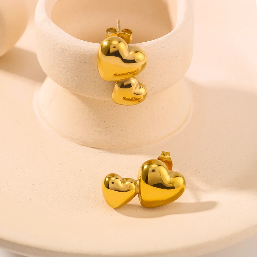 Женские серьги с двойным сердцем 18 карат