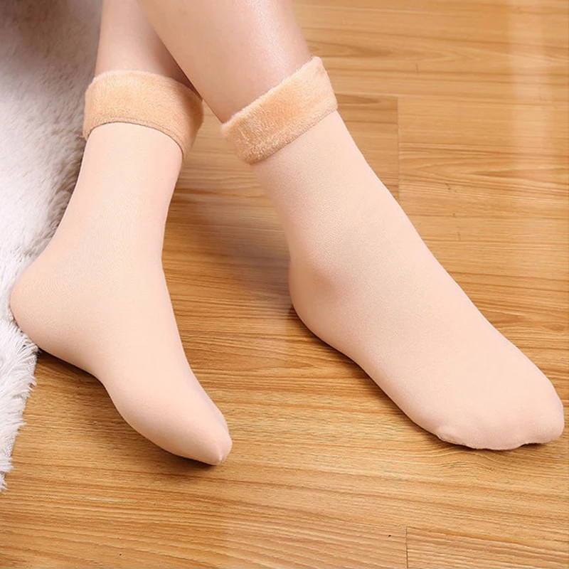 online store hot selling new arrival winter snow boots socks velvet socks skin color home wear womens floor socks