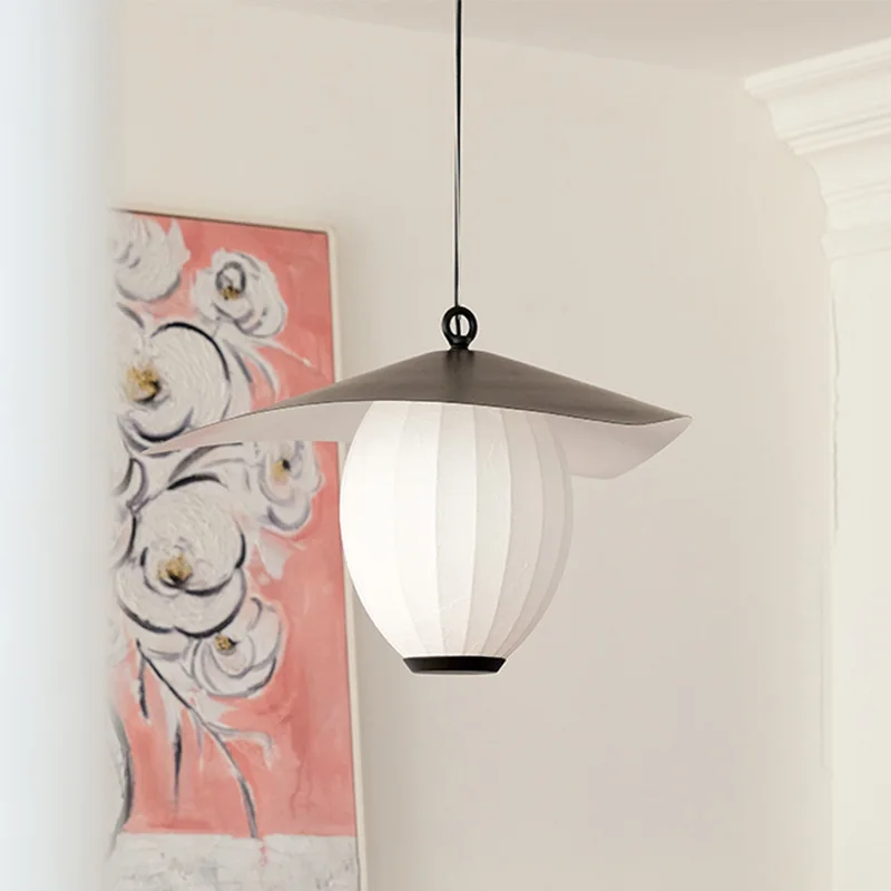 Хрустальная люстра в скандинавском стиле