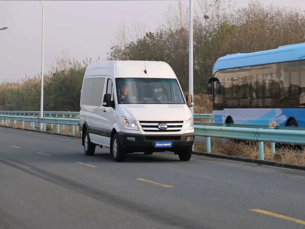 Aucwell RHD electric bus 17 seaters electric minibus with right hand drive steering