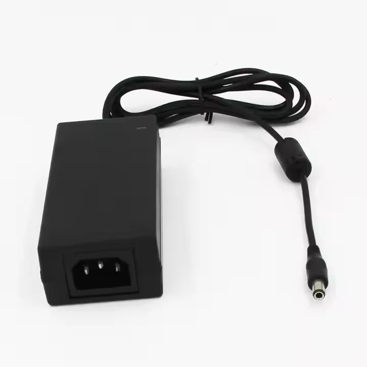 Universal UK Eu Ac Dc 4a 5a 24v 6a 15v 3a 1.5a 2.5a 19.5v  8a 19v 13v 2a 1a 0.5a 12v 10a Desktop Laptop Power Adapter
