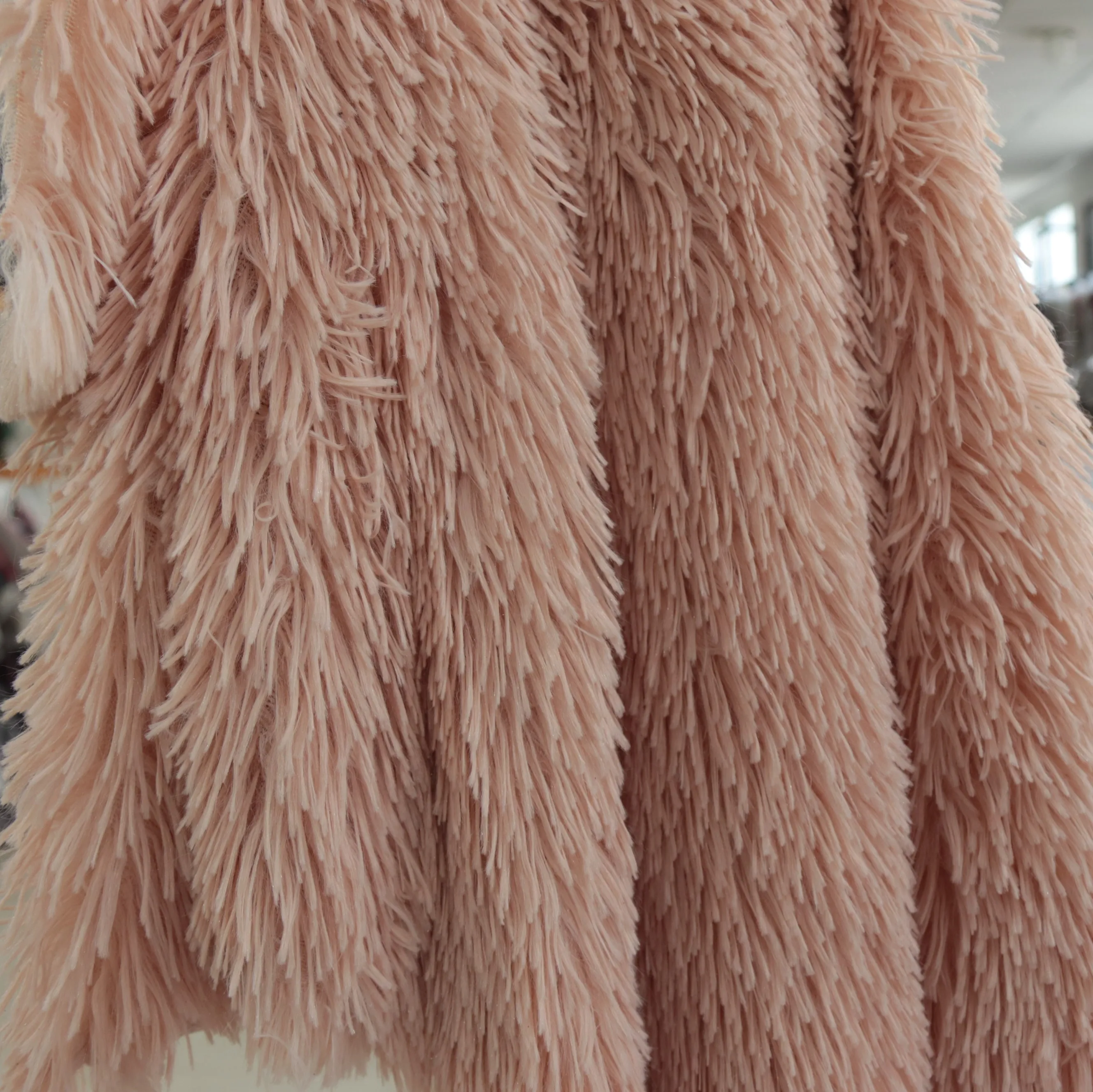 100 knitting polyester Arctic velvet fleece fabric dyeing long pile plush single side fabric for Autumn And Winter  wear