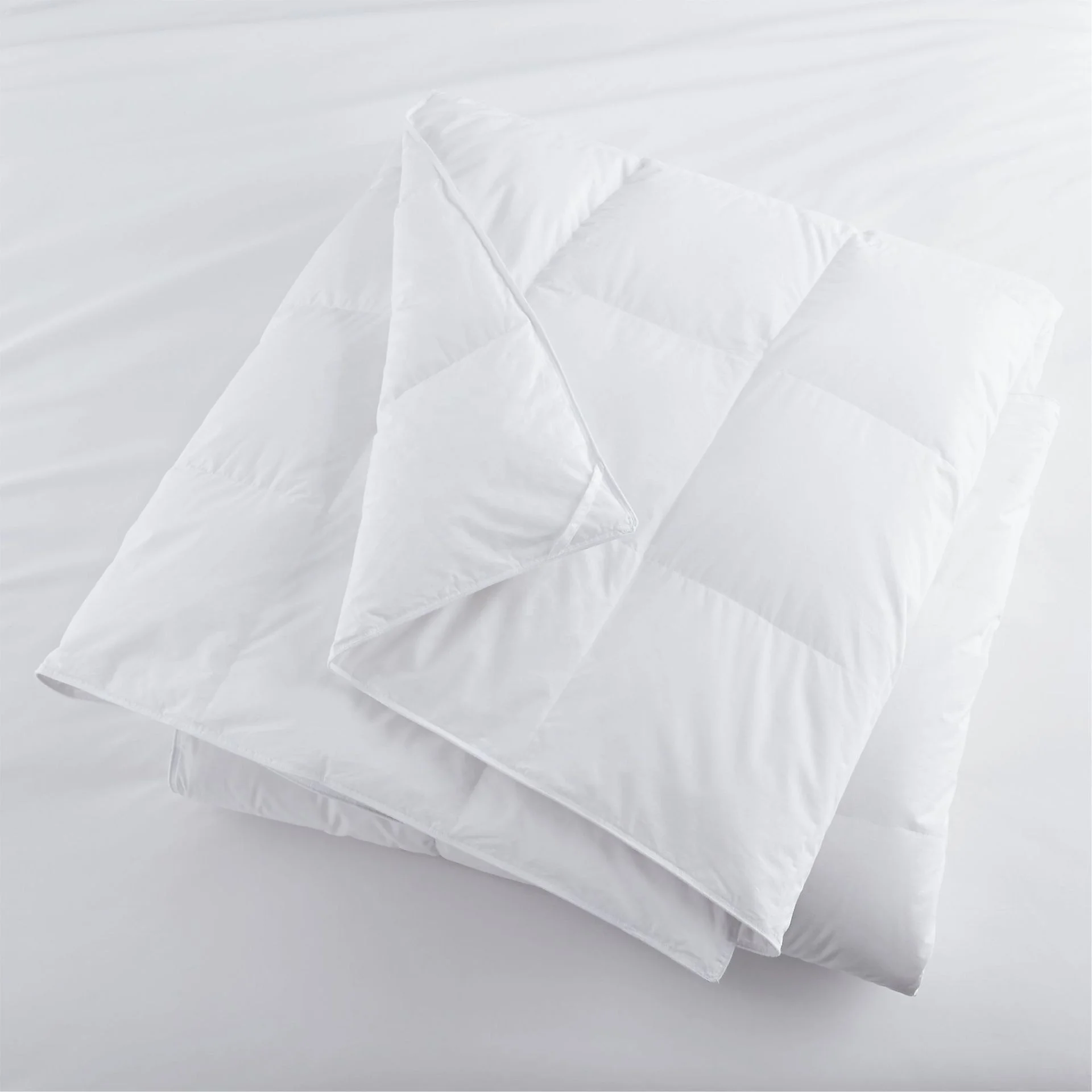 High Quality Summer Lightweight Synthetic Cooling Quilt Quilted Quilt Blanket Reversible Cotton Striped Polyester Home Hotel Use