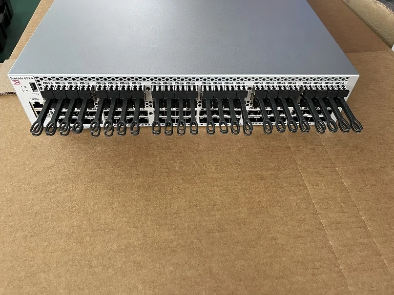 DS-6610/парча G610 24-портовый SAN Switch w/24x16G SFPs &