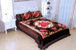 100% Polyester Embossed Dubai style korean with logo classic design raschel mink blanket set