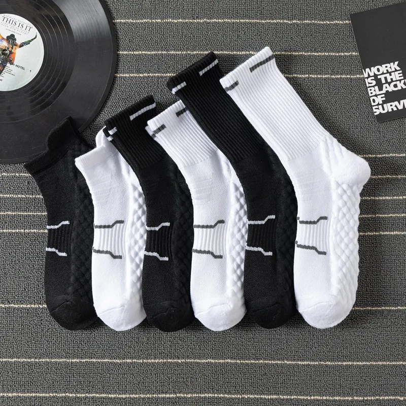 Hot Sale Cheap Custom towel bottom compression logo towel football high tube running white black sports socks
