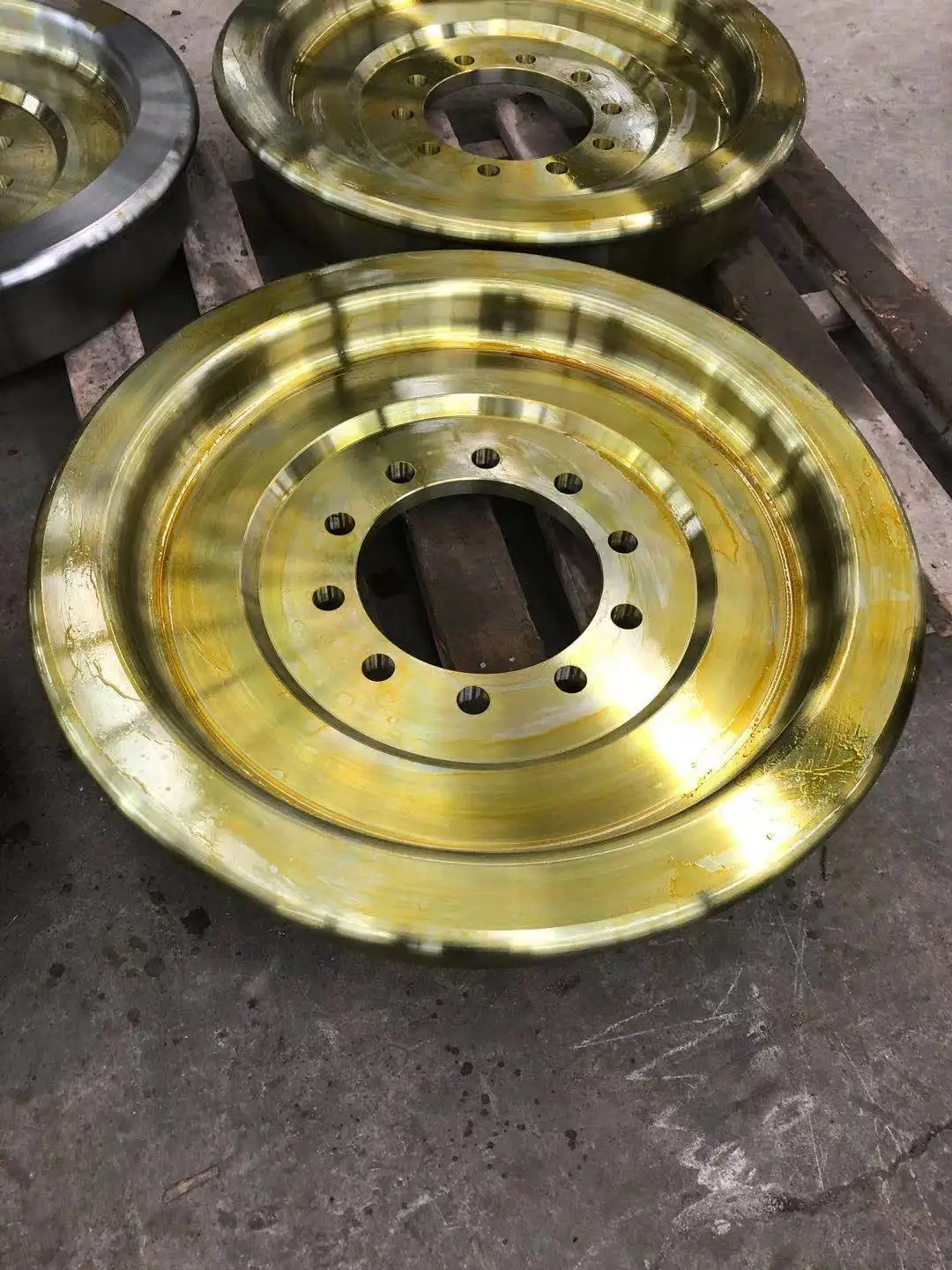 Железнодорожные подшипники, колеса поезда