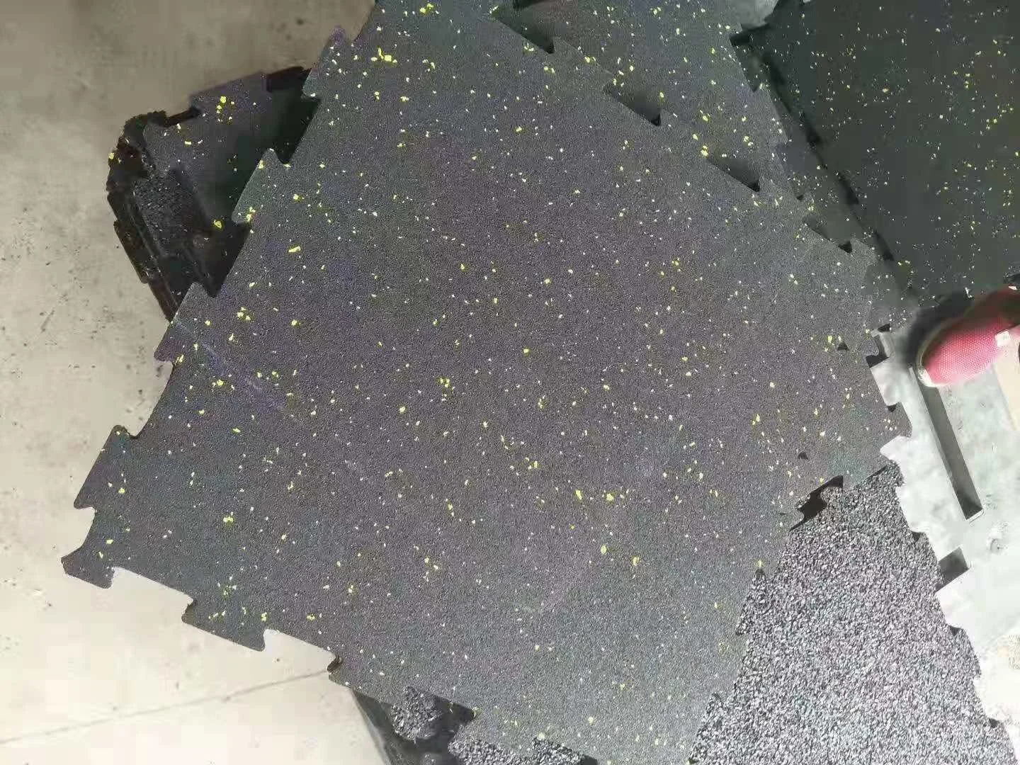 XZH 1m1m lock floor mat 15mm 20mm 25mm lock rubber flooring protective flooring for gym equipment