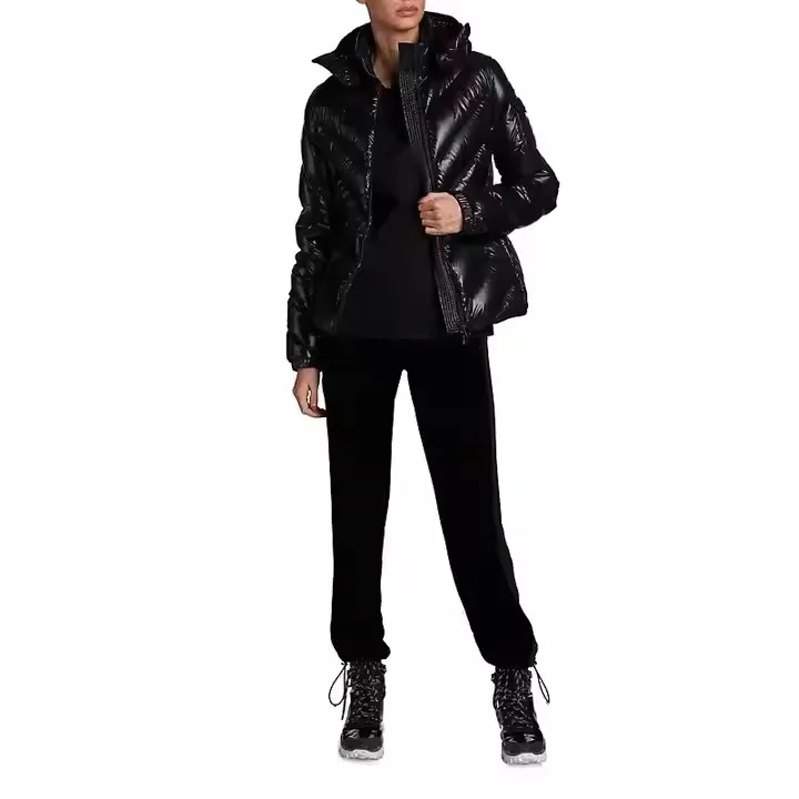 OEM Custom Ladies White Duck down Jacket Wholesale Winter Quilted Coat with Bubble Hood Long Padding Puffer Jacket