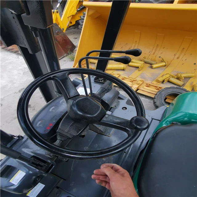  Подержанный японский Колесный погрузчик CAT 950G в