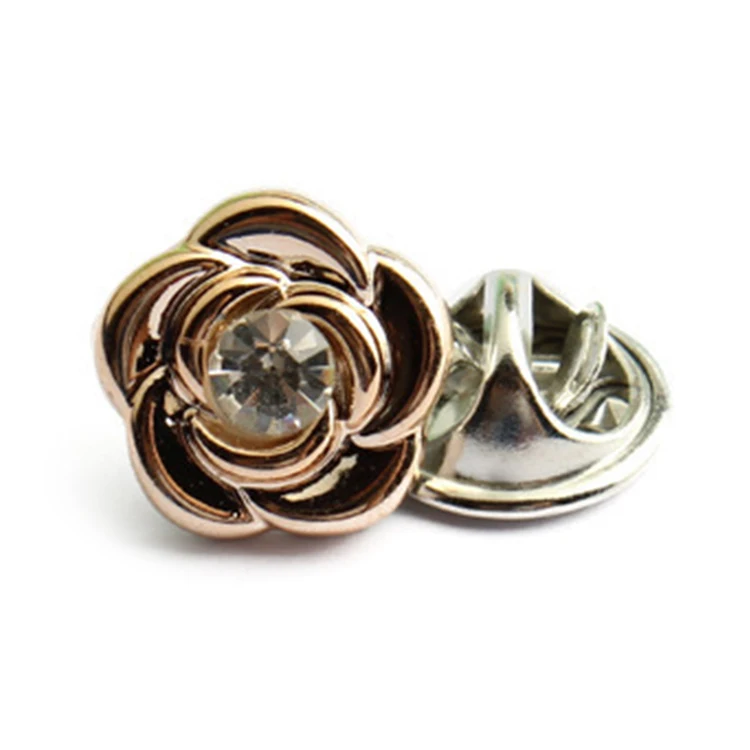 Оптовая продажа с фабрики высококачественные декоративные цветы швейные пуговицы золотые металлические жемчугом для одежды