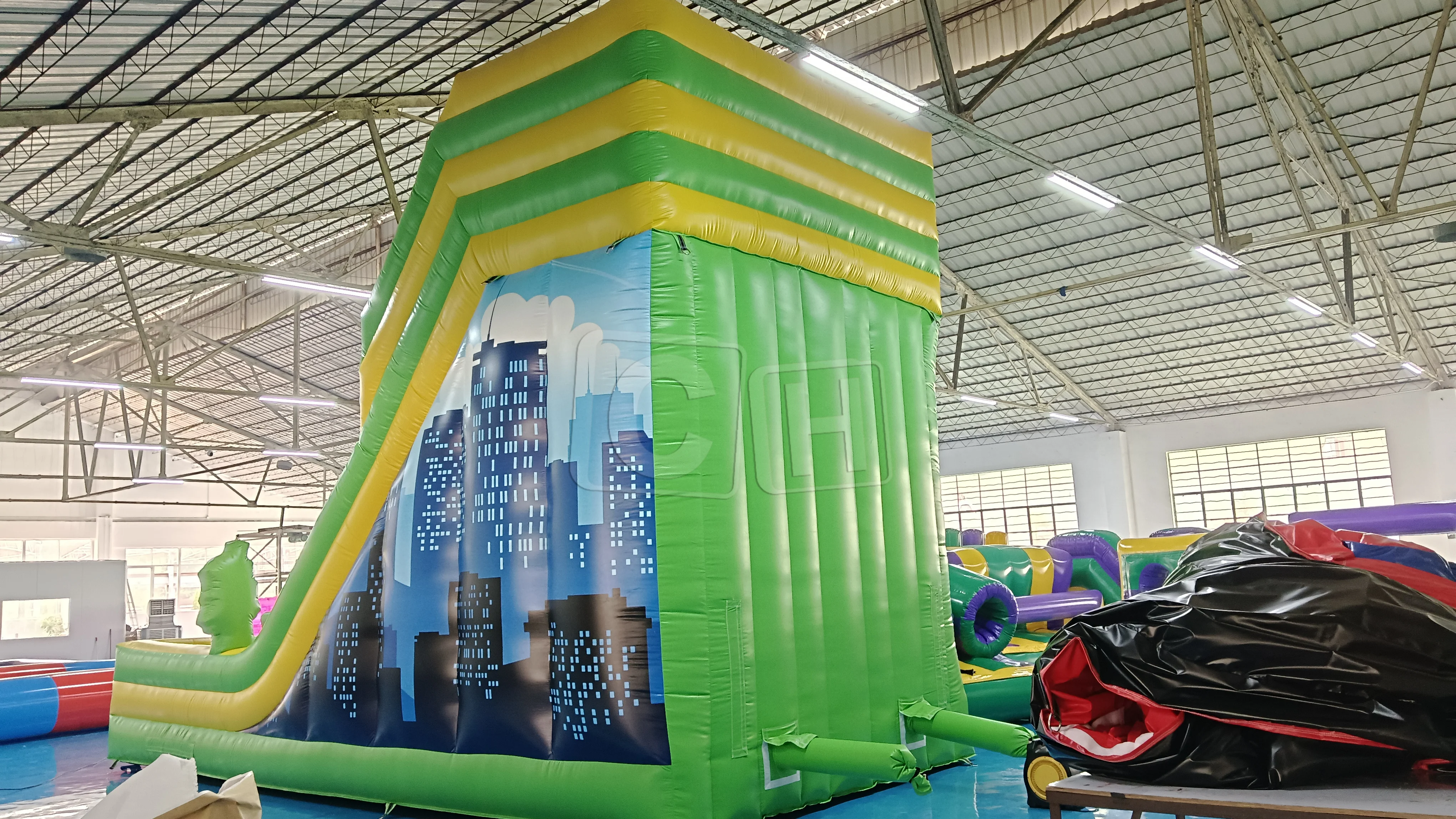 Factory Direct Inflatable Slide Children Slide Obstacles Castle Outdoor Playground Equipment Inflatable Bouncing Slide