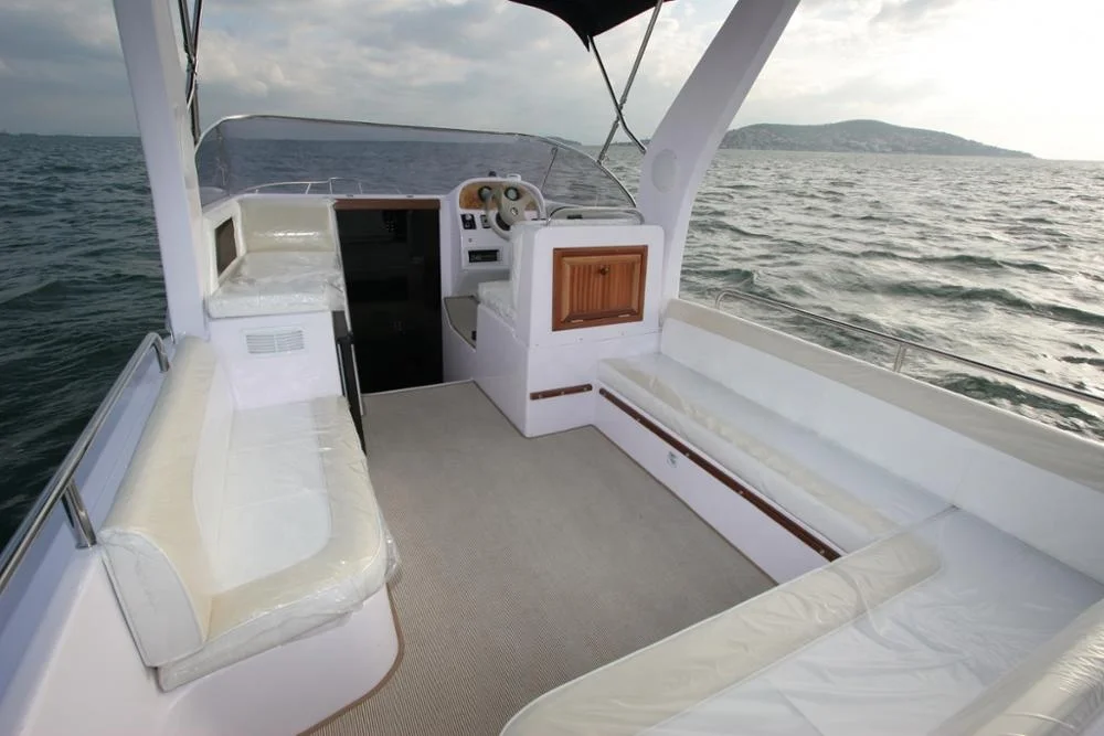 
PLEASURE BOAT FOR FAMILY SAFTER 850 SEAGULL FIBERGLASS BOAT 